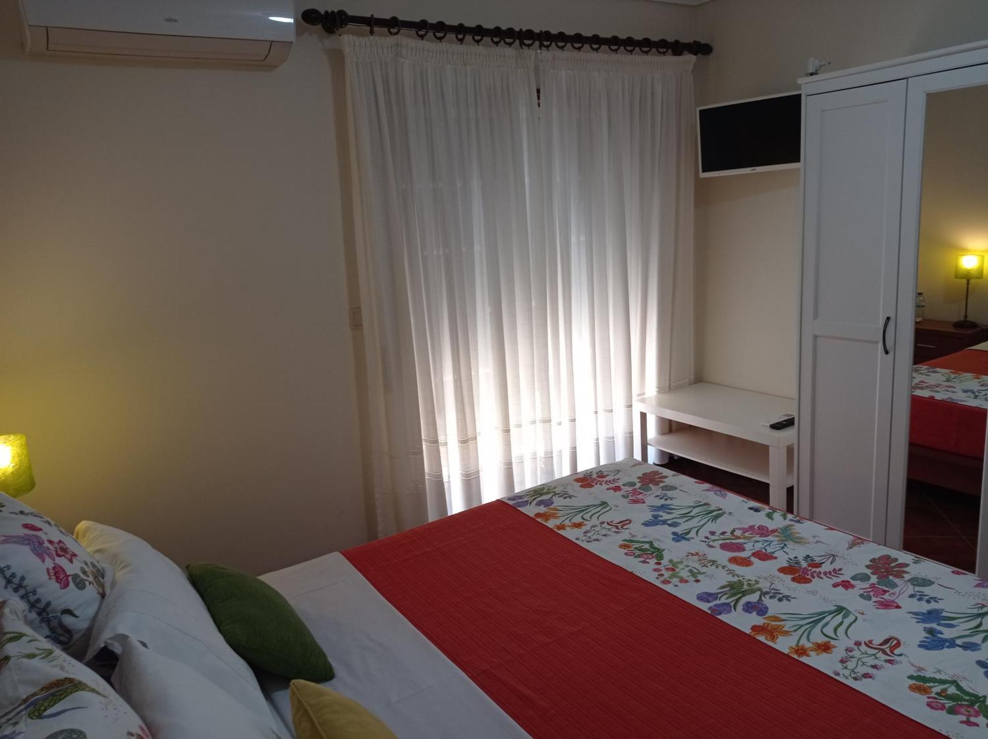 A Casa Da Ti Laura - Al Hotel Aveiro Cameră foto