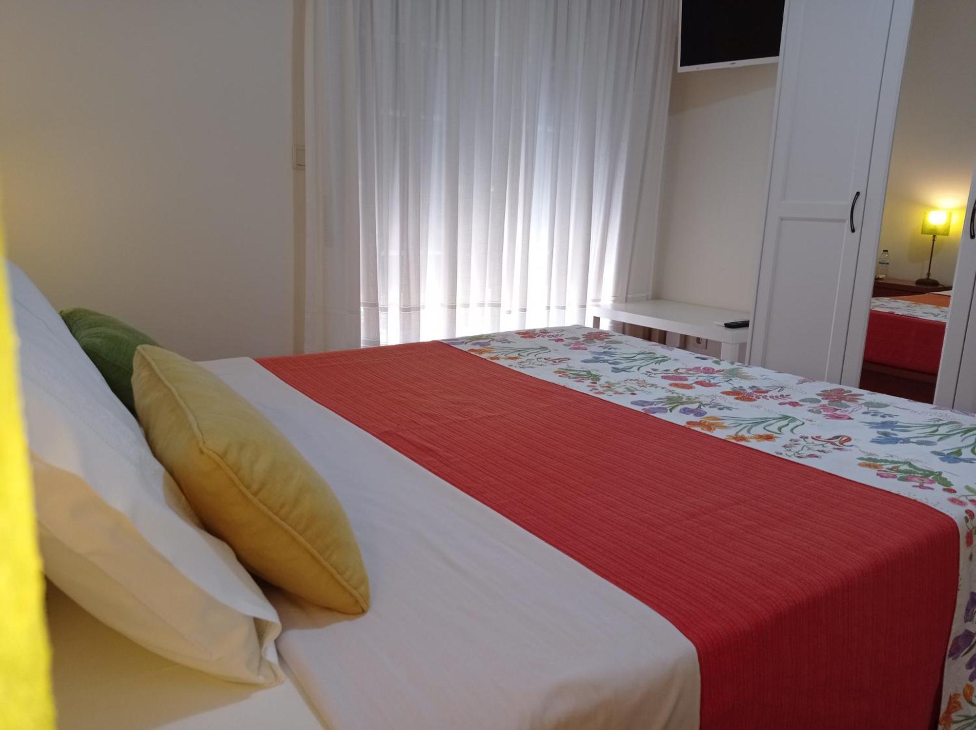 A Casa Da Ti Laura - Al Hotel Aveiro Cameră foto